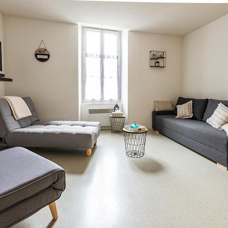 Studio Centre Ville Avec Parking Prive Cholet Zewnętrze zdjęcie